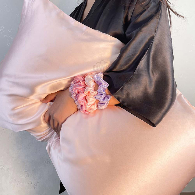 Fodera per cuscino in seta morbida e confortevole per proteggere i capelli